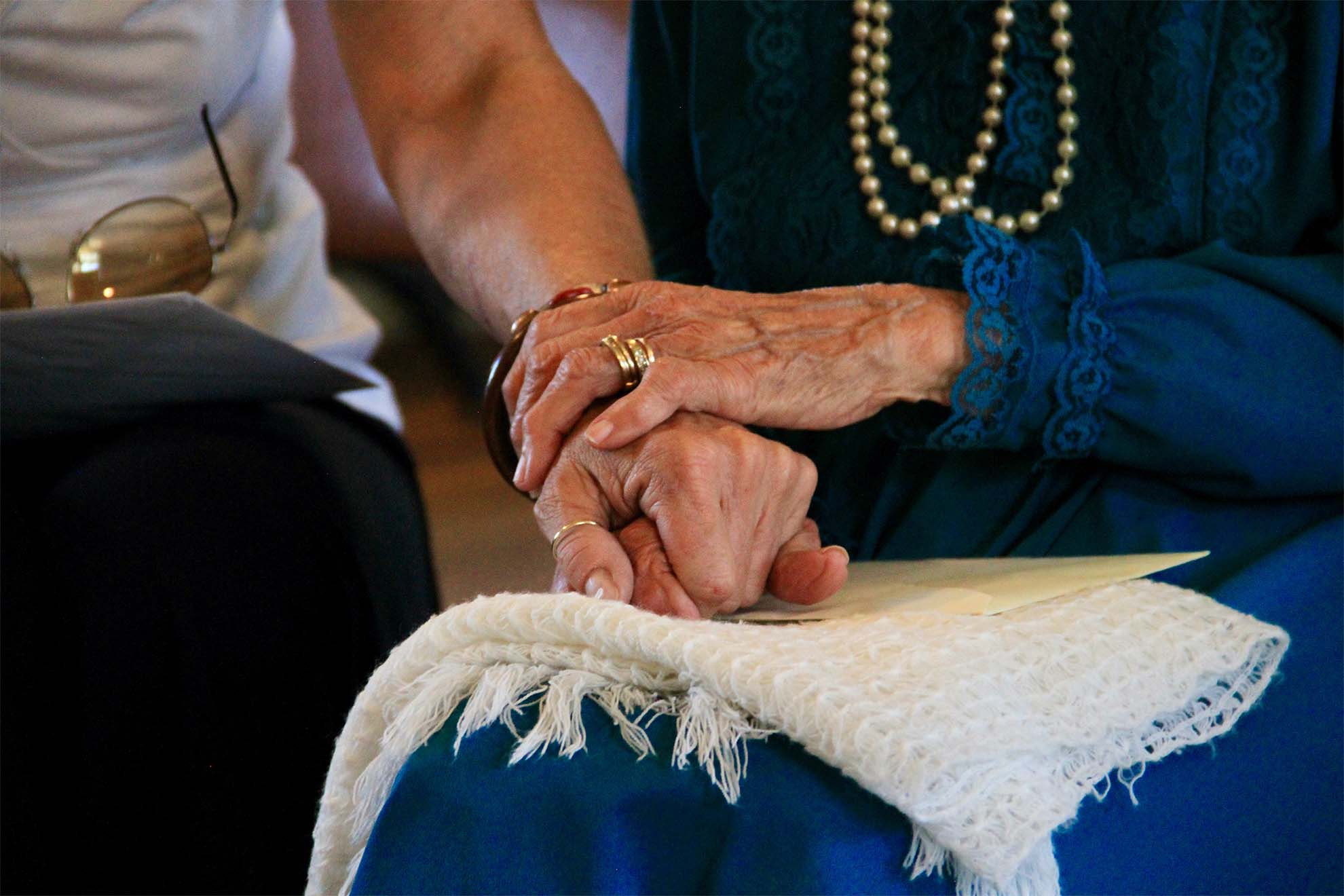 people-holding-hands